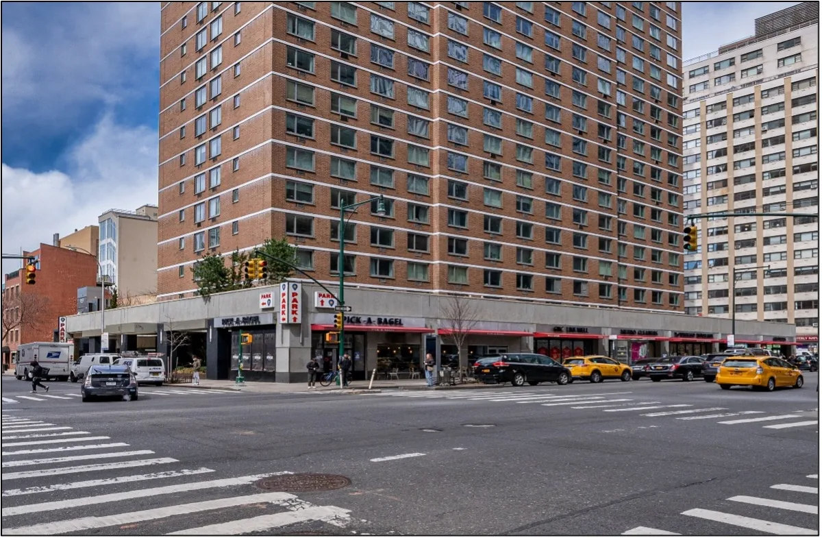897 8th Avenue, New York — Regal Ventures